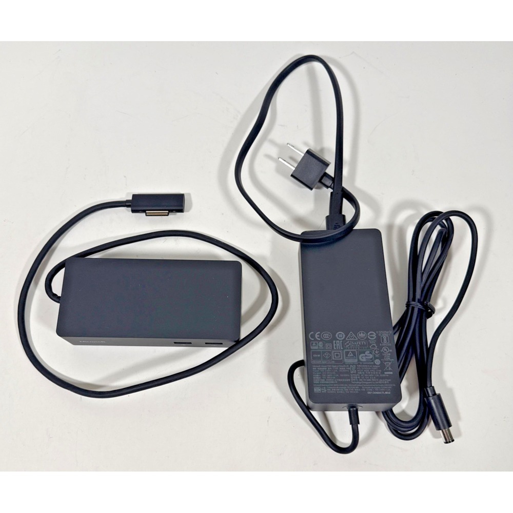Microsoft Surface Dock Docking Station 1661 Black With Power Adapter PD9-00003